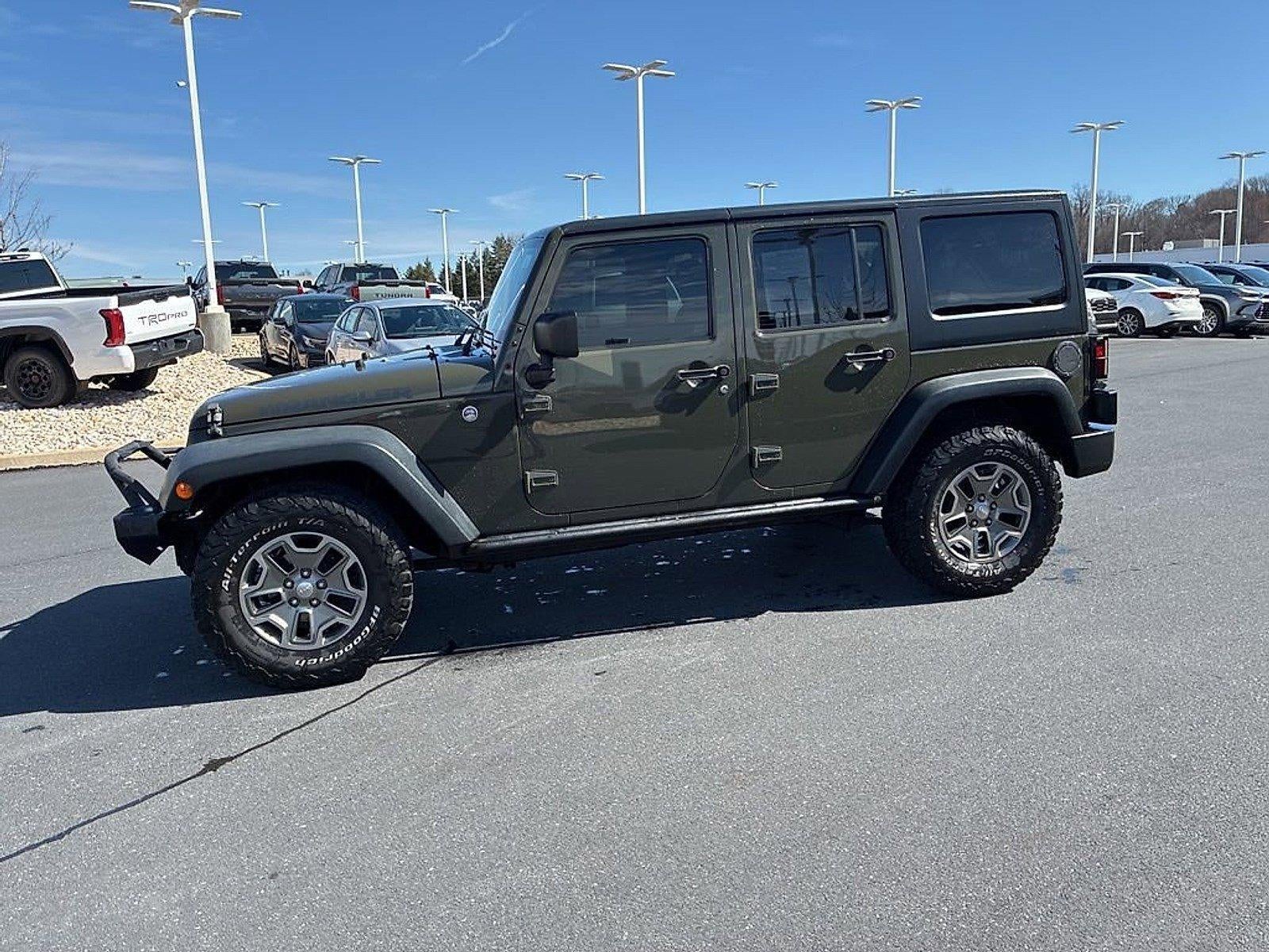 2016 Jeep Wrangler Unlimited 4WD 4dr Black Bear *Ltd Avail*