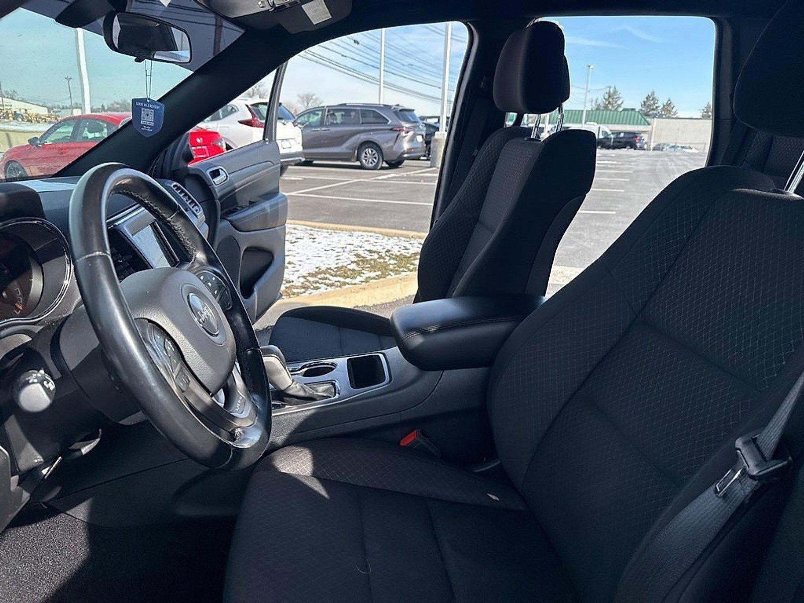 2020 Jeep Grand Cherokee Laredo E 4x4