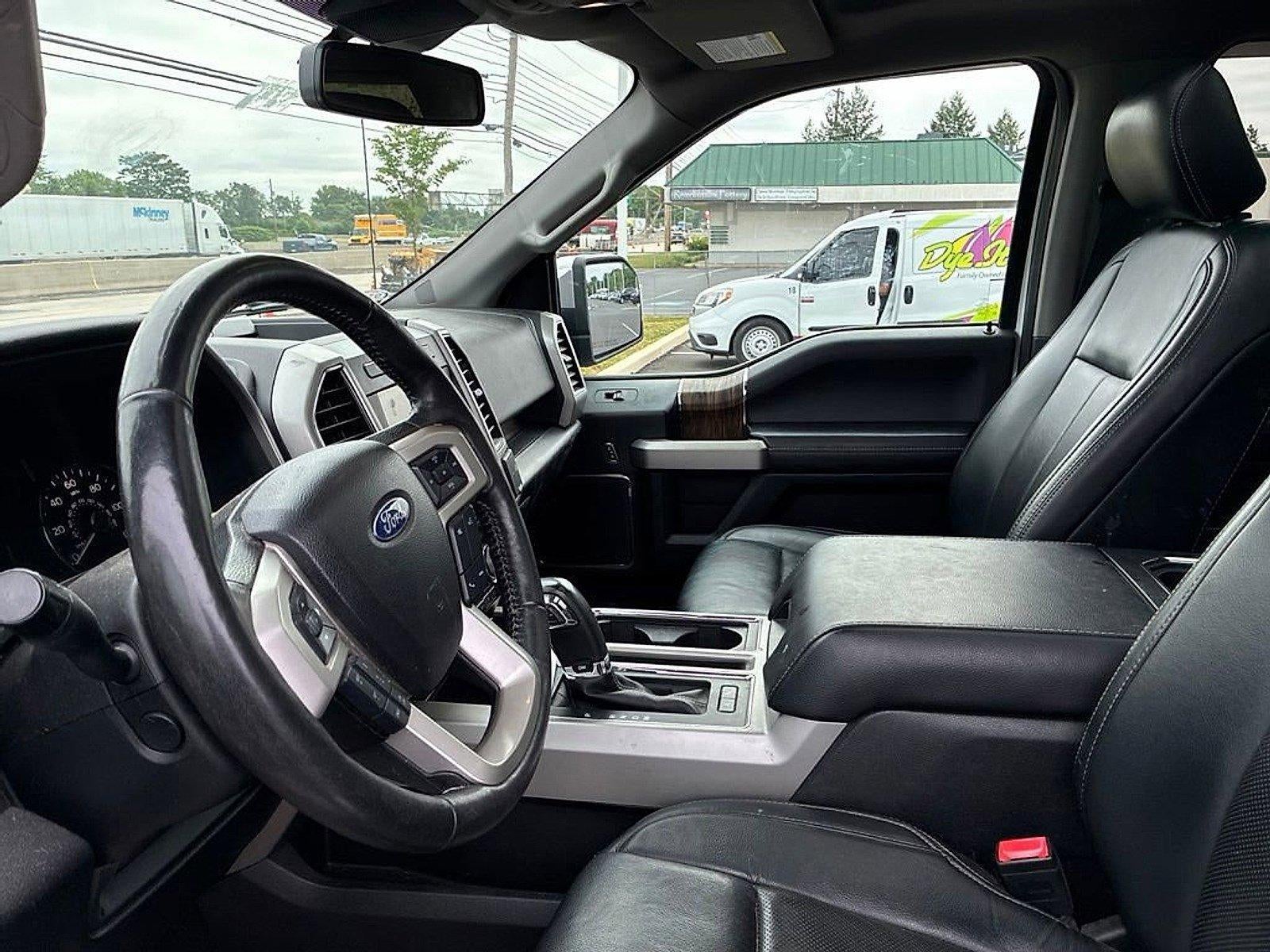 2019 Ford F-150 LARIAT 4WD SuperCrew 5.5' Box