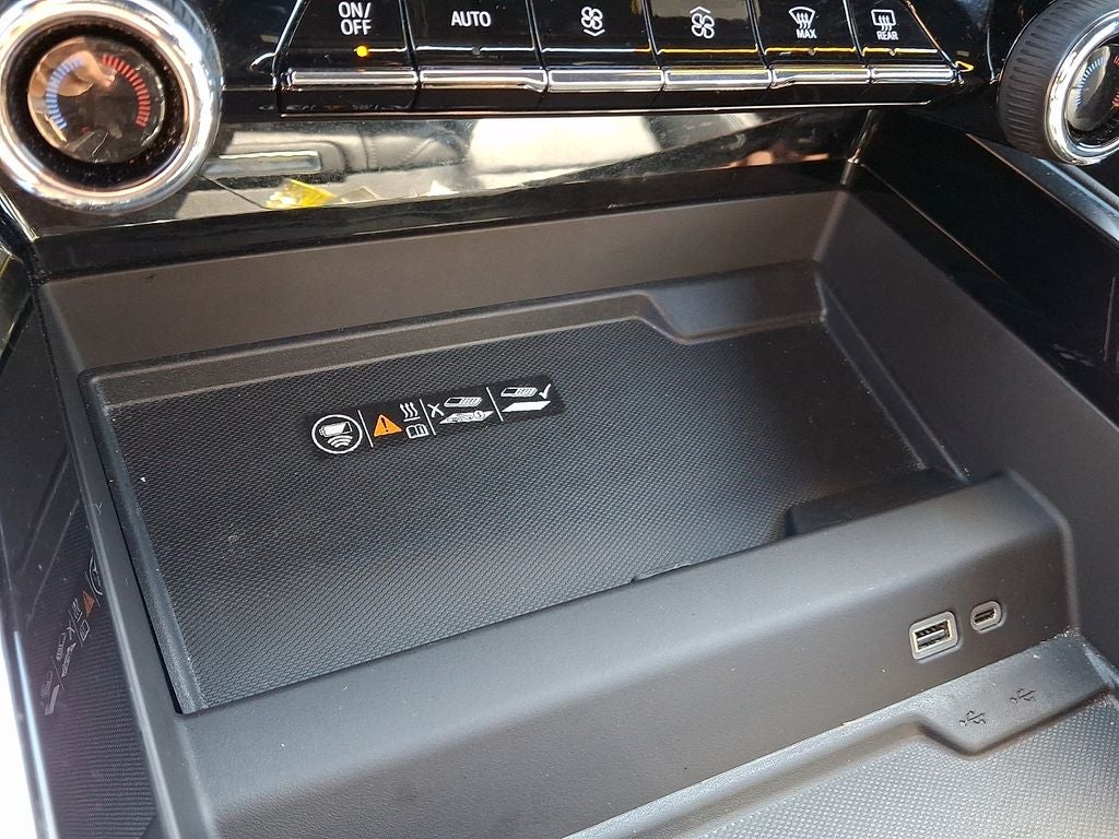 2025 Chevrolet Tahoe 4WD LT