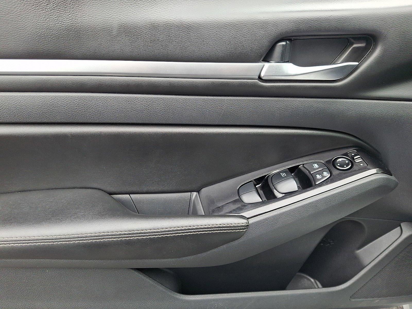 2023 Nissan Altima 2.5 SV Sedan