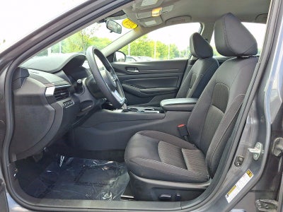 2024 Nissan Altima 2.5 SV Sedan