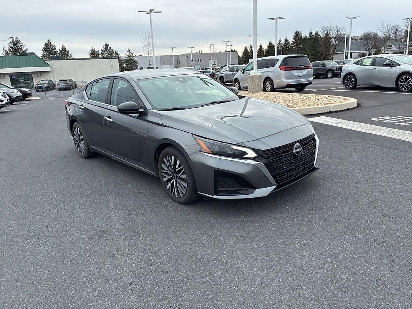 2024 Nissan Altima 2.5 SV Sedan