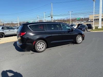 2024 Chrysler Pacifica Touring L FWD