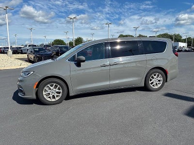 2023 Chrysler Pacifica Touring L FWD