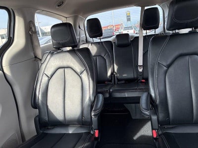 2024 Chrysler Pacifica Touring L FWD