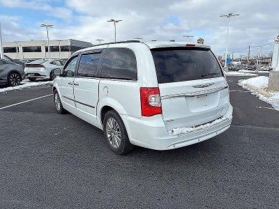 2016 Chrysler Town & Country 4dr Wgn Touring-L Anniversary Edition