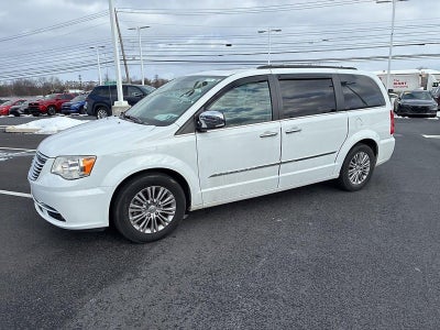2016 Chrysler Town & Country 4dr Wgn Touring-L Anniversary Edition