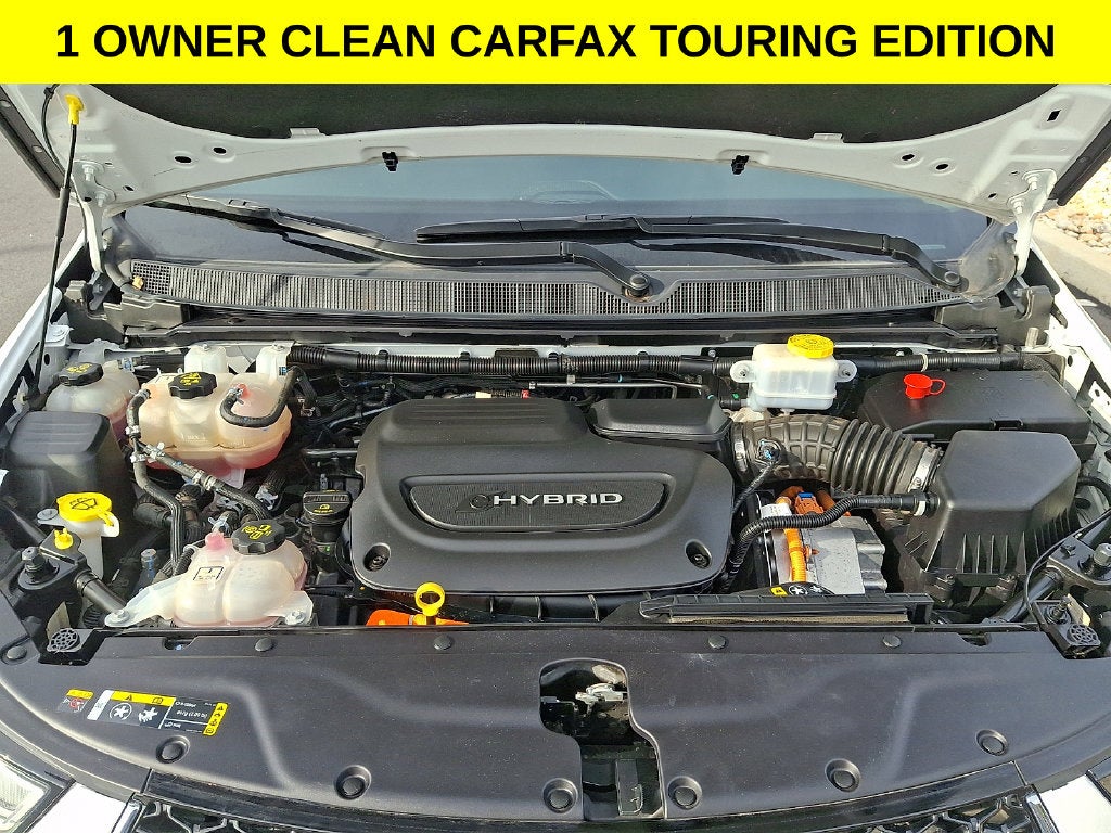 2023 Chrysler Pacifica Hybrid Touring L