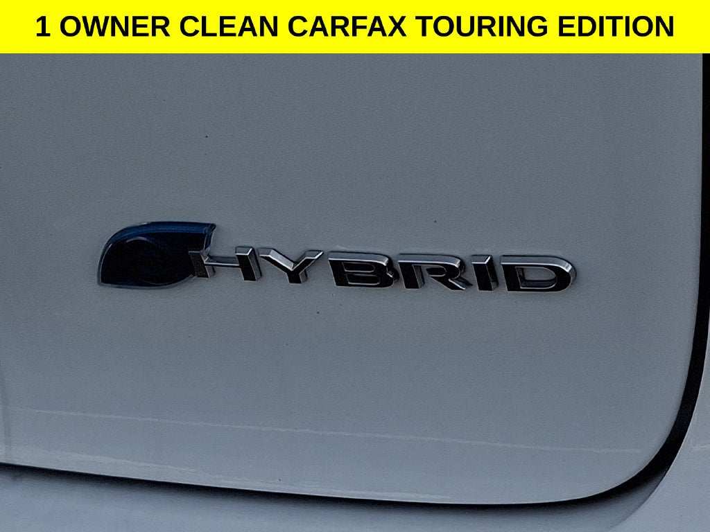 2023 Chrysler Pacifica Hybrid Touring L