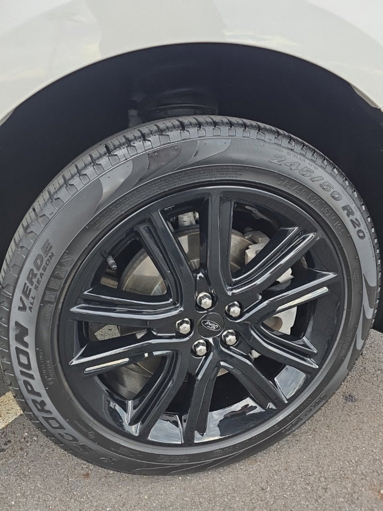 2024 Ford Edge ST Line