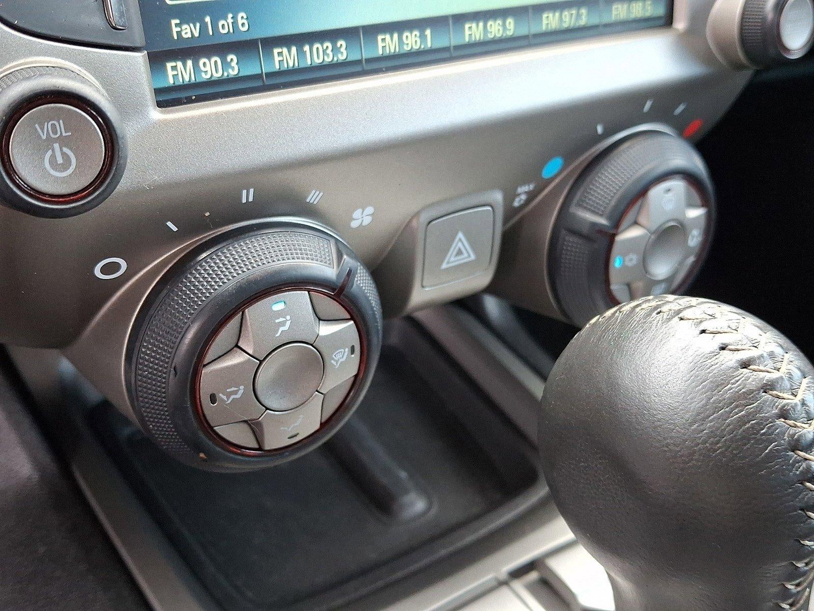 2015 Chevrolet Camaro 2dr Cpe LT w/1LT