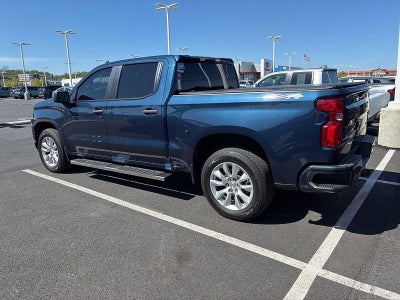 2021 Chevrolet Silverado 1500 Crew Cab Short Box 4-Wheel Drive Custom