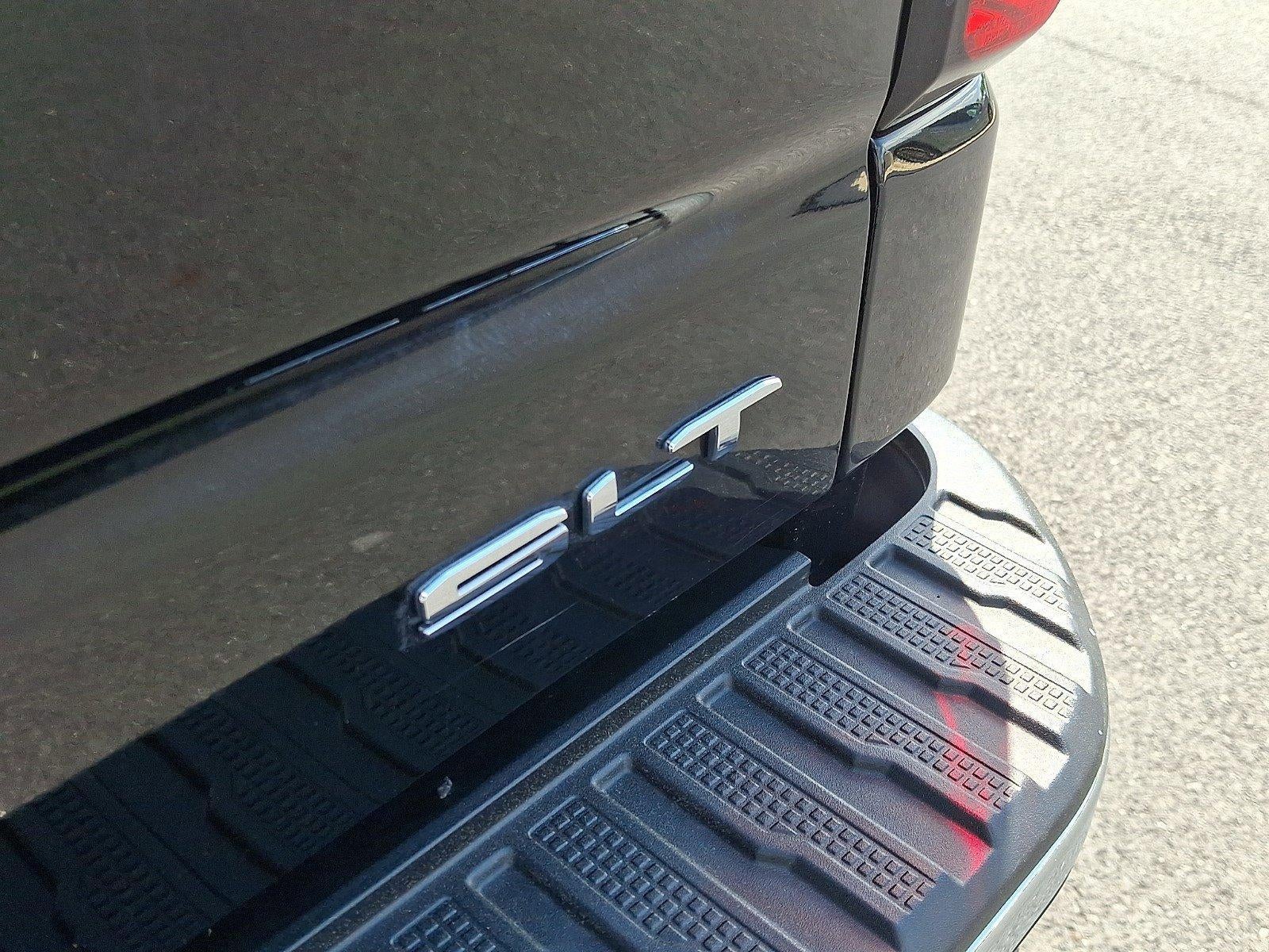 2021 GMC Sierra 1500 Crew Cab Short Box 4-Wheel Drive SLT