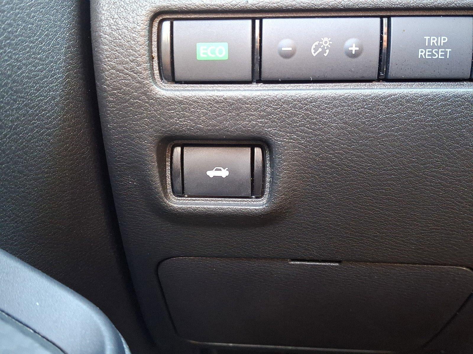 2023 Nissan Sentra SV CVT