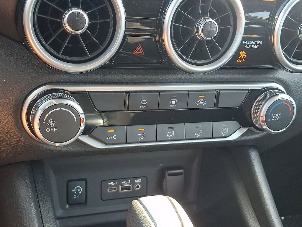 2025 Nissan Sentra SV CVT