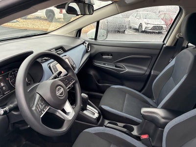 2023 Nissan Versa SV CVT