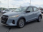 2023 Nissan Kicks SR FWD