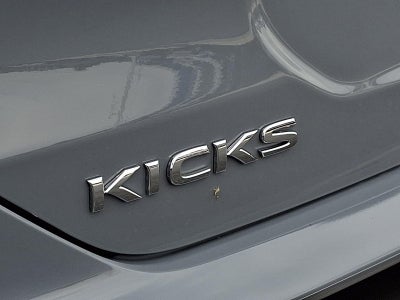 2023 Nissan Kicks SR FWD