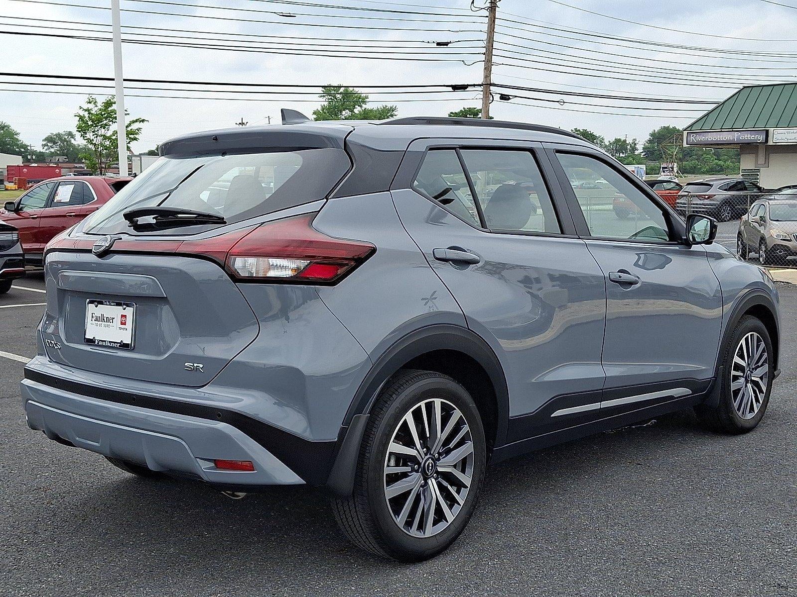 2023 Nissan Kicks SR FWD