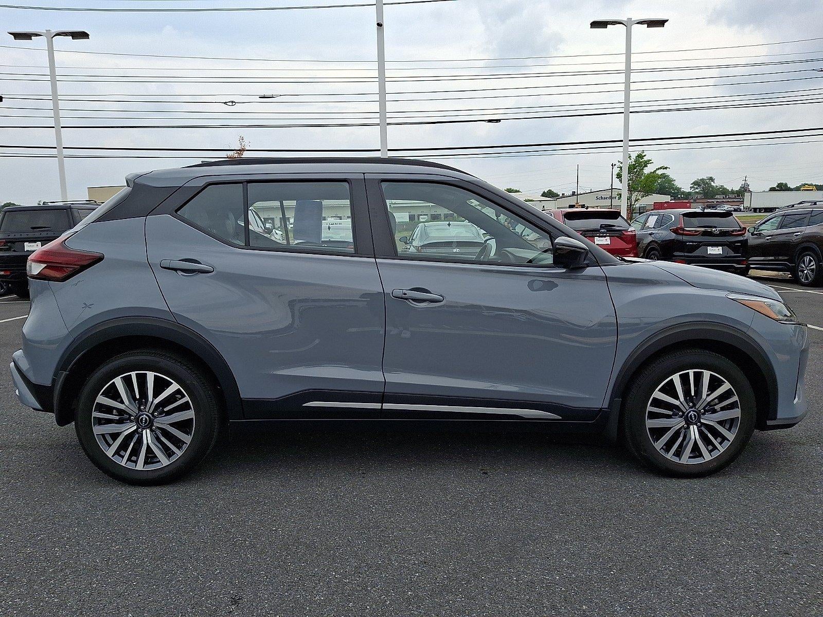 2023 Nissan Kicks SR FWD