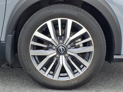 2023 Nissan Kicks SR FWD