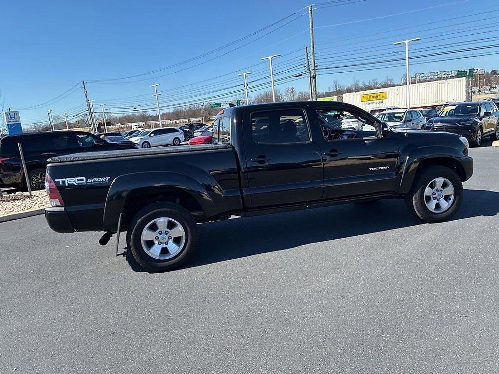 2015 Toyota Tacoma 4WD Double Cab Long Bed V6 Automatic (Natl)