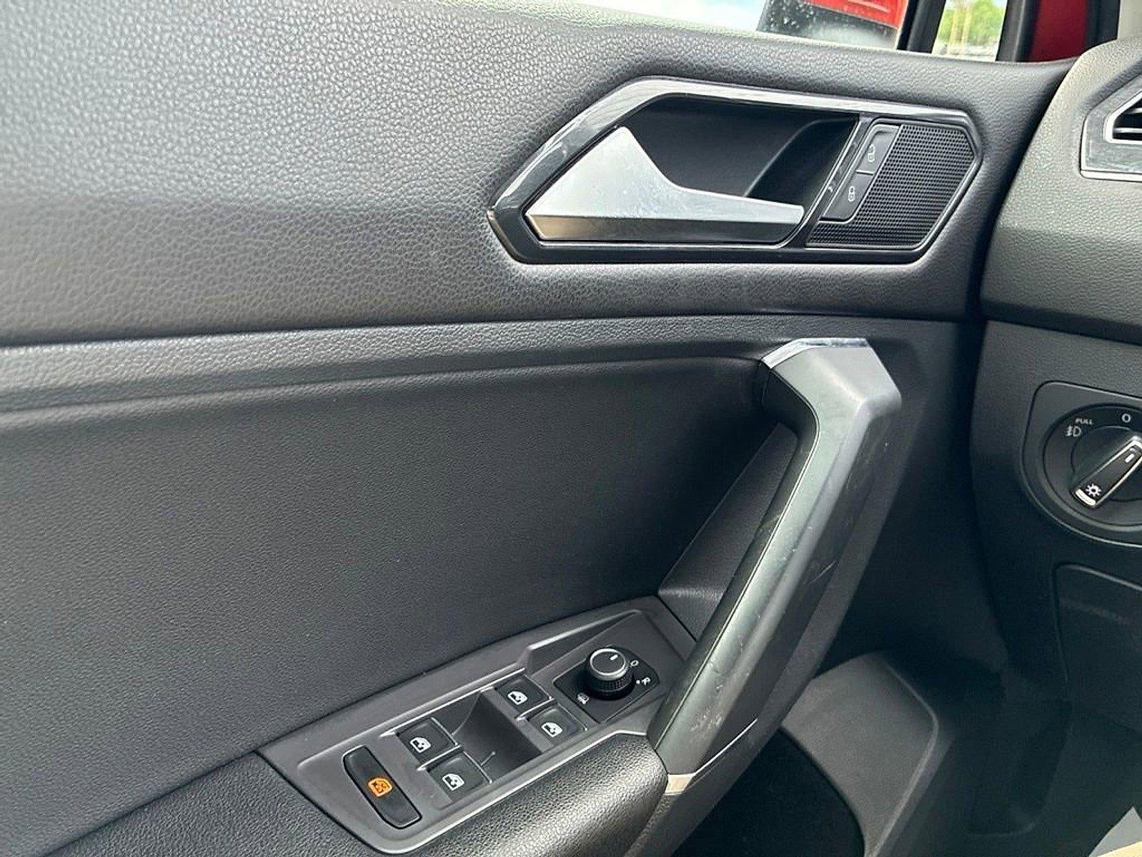2018 Volkswagen Tiguan 2.0T SE FWD