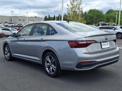 2024 Volkswagen Jetta SE Auto