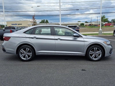 2024 Volkswagen Jetta SE Auto