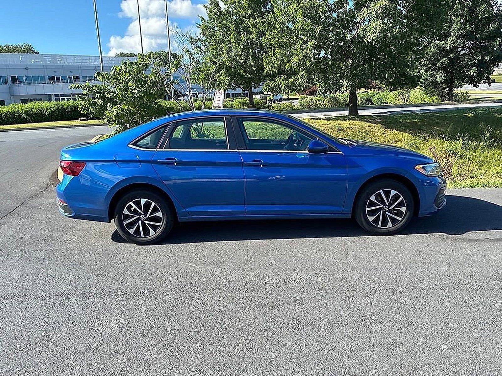 2022 Volkswagen Jetta S Auto