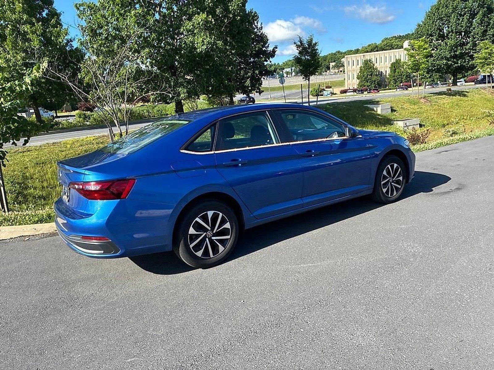 2022 Volkswagen Jetta S Auto