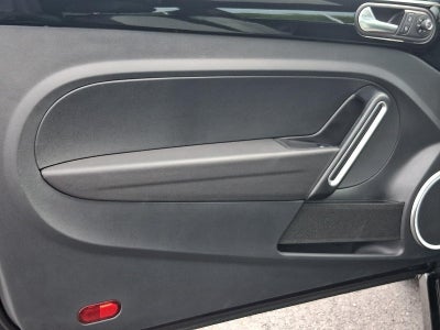 2019 Volkswagen Beetle SE Auto