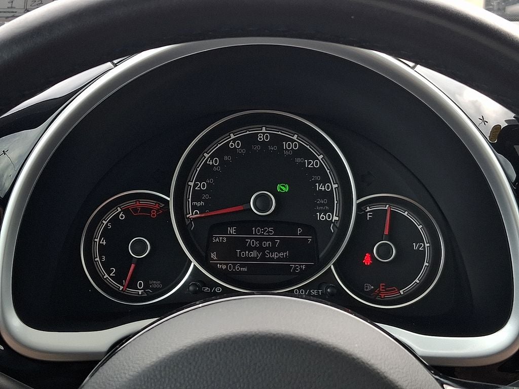 2019 Volkswagen Beetle SE Auto