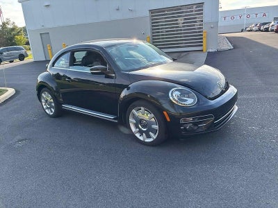 2019 Volkswagen Beetle SE Auto