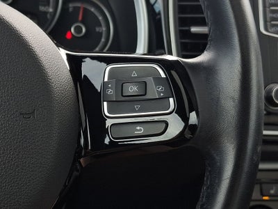 2019 Volkswagen Beetle SE Auto