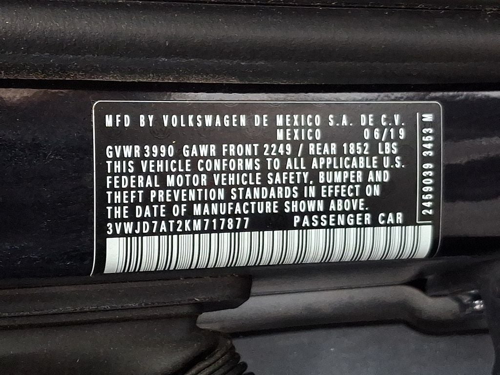 2019 Volkswagen Beetle SE Auto
