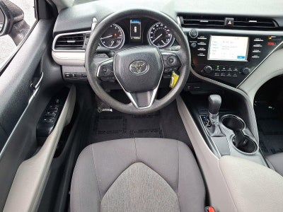 2018 Toyota Camry LE Auto (SE)
