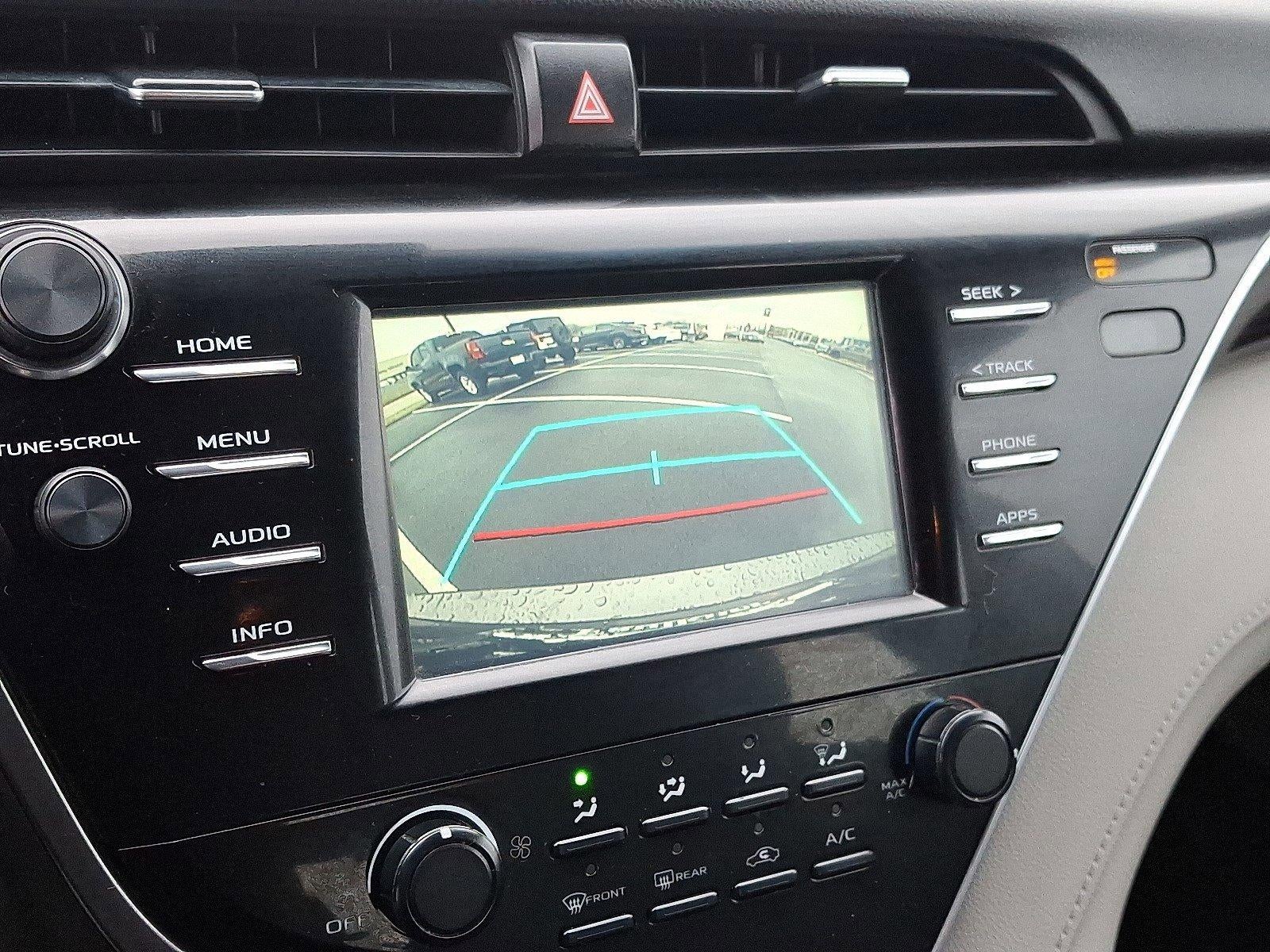 2018 Toyota Camry LE Auto (SE)