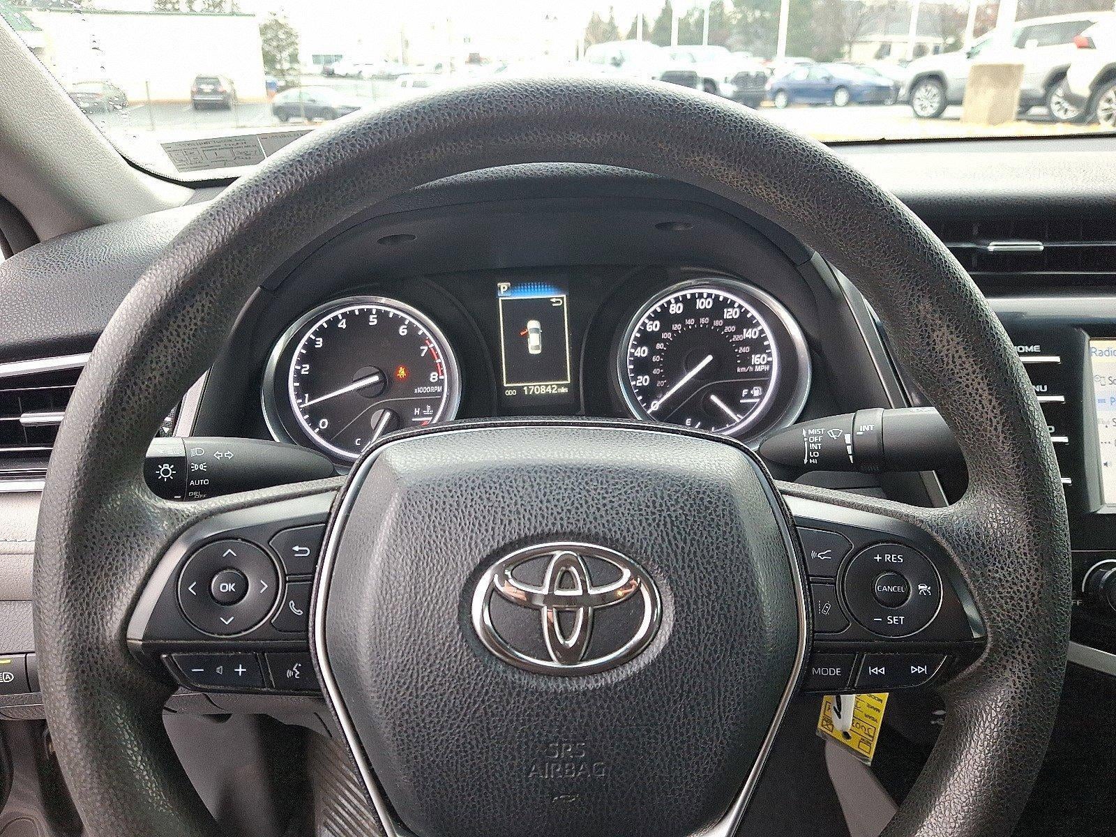 2018 Toyota Camry LE Auto (SE)