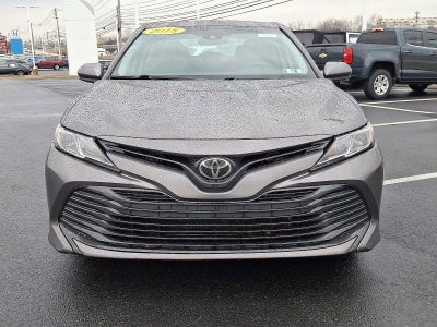 2018 Toyota Camry LE Auto (SE)