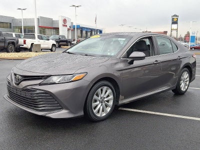 2018 Toyota Camry LE Auto (SE)