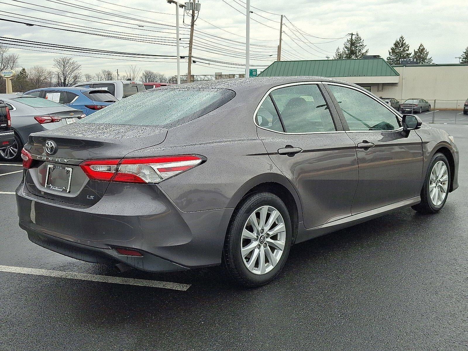 2018 Toyota Camry LE Auto (SE)