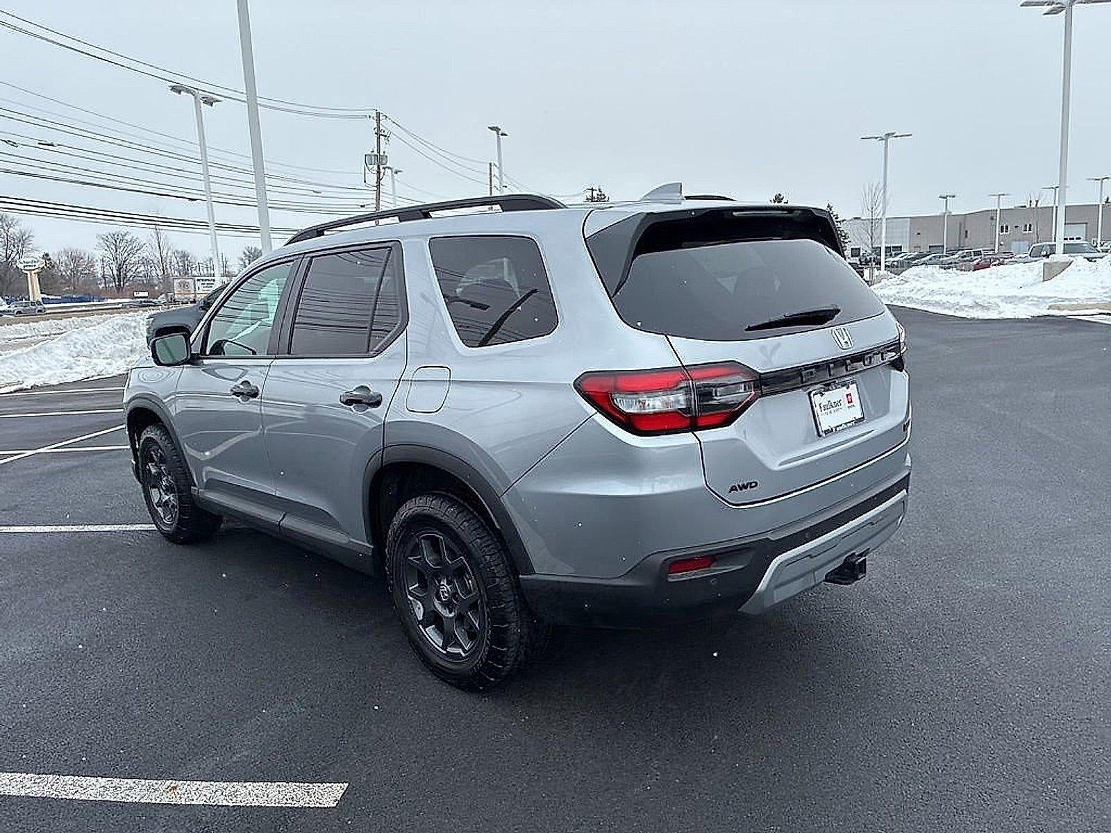 2025 Honda Pilot TrailSport AWD