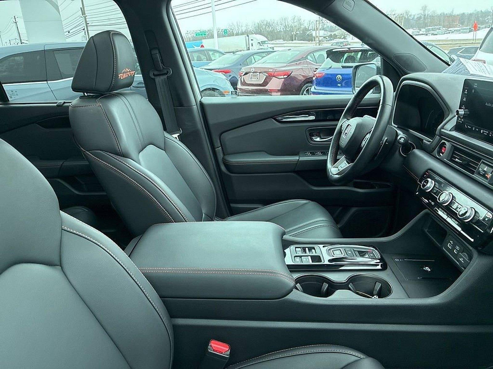 2025 Honda Pilot TrailSport AWD