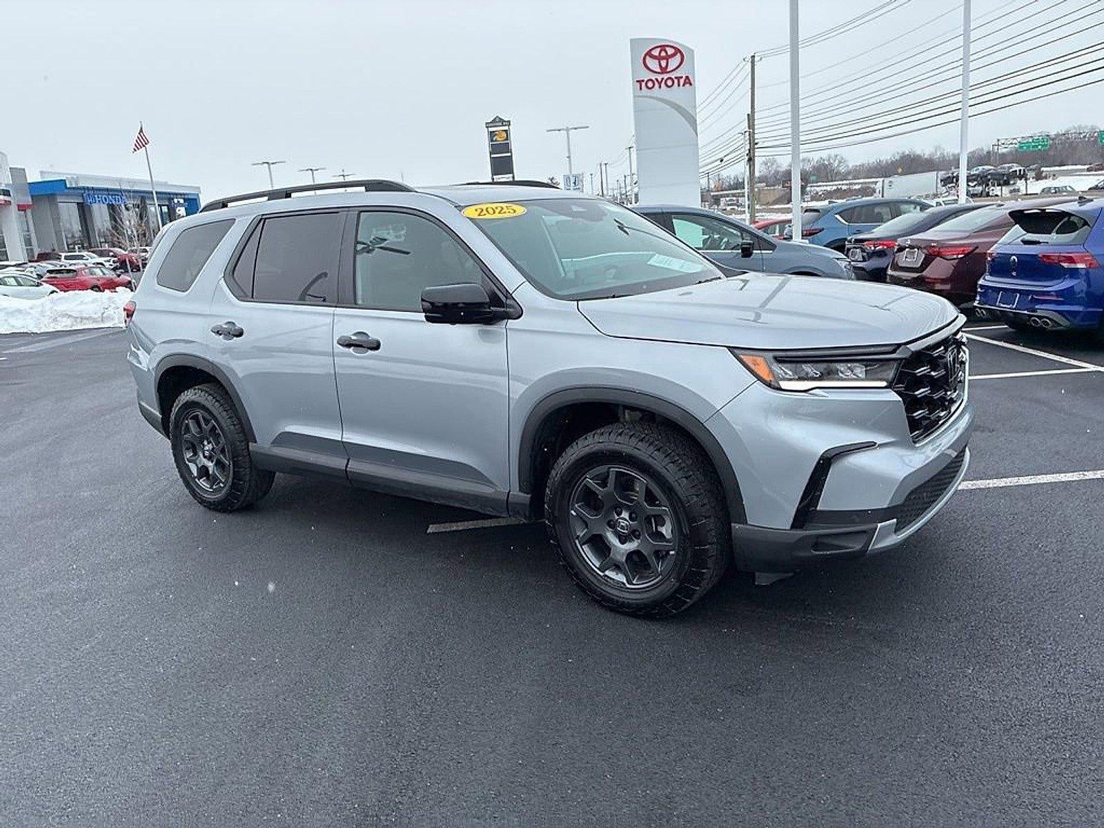 2025 Honda Pilot TrailSport AWD