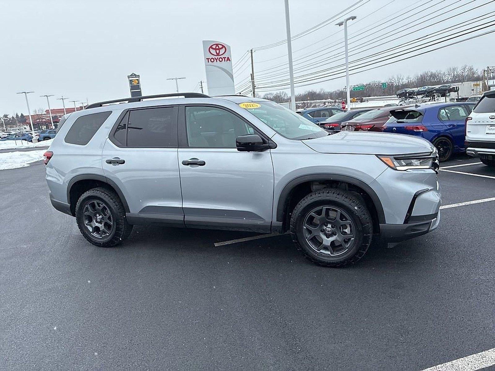 2025 Honda Pilot TrailSport AWD