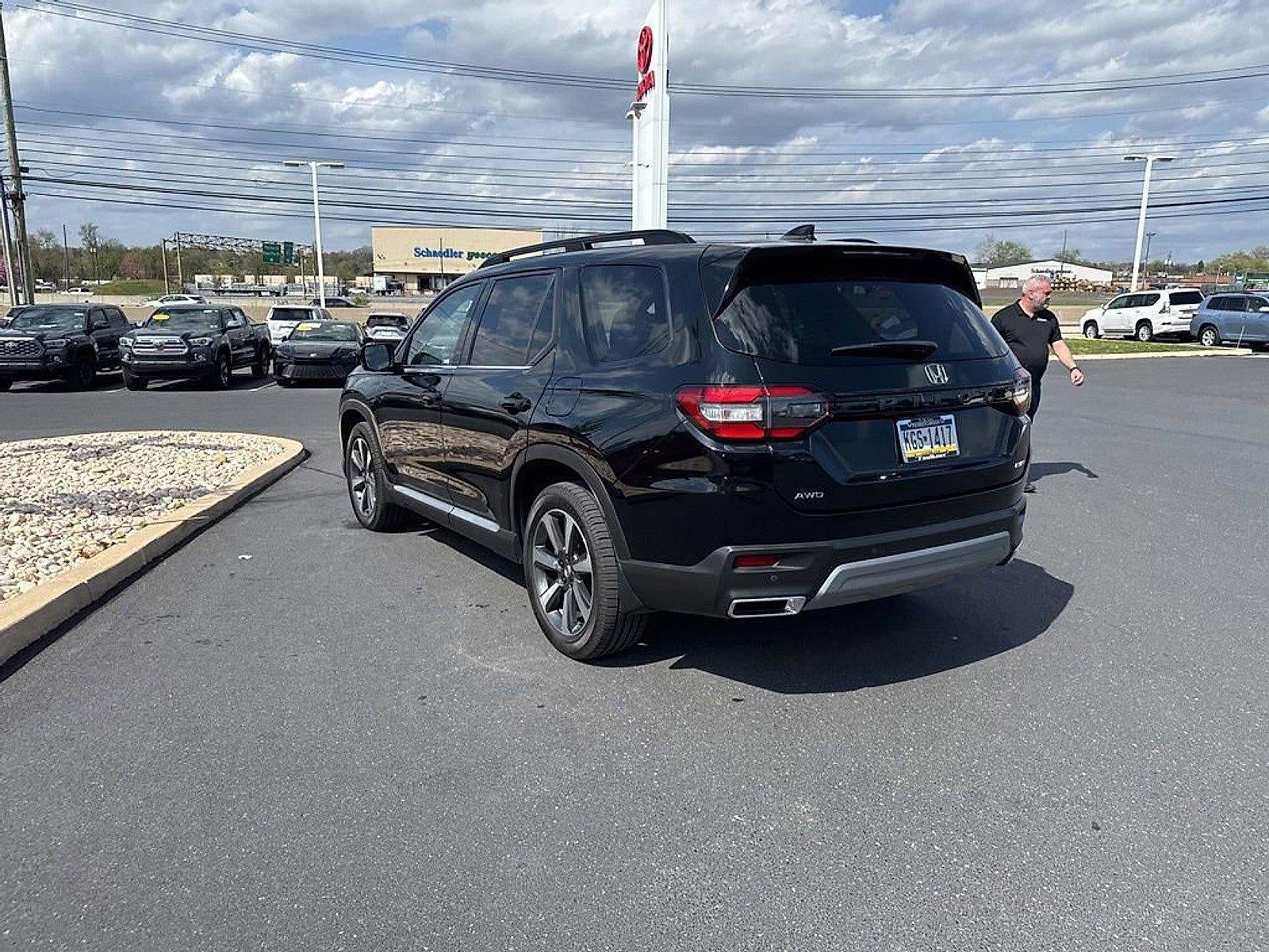 2023 Honda Pilot Elite AWD