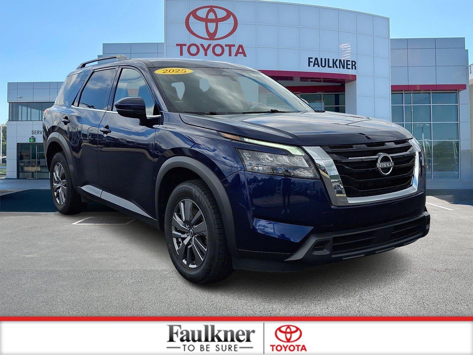 2025 Nissan Pathfinder SV 4WD