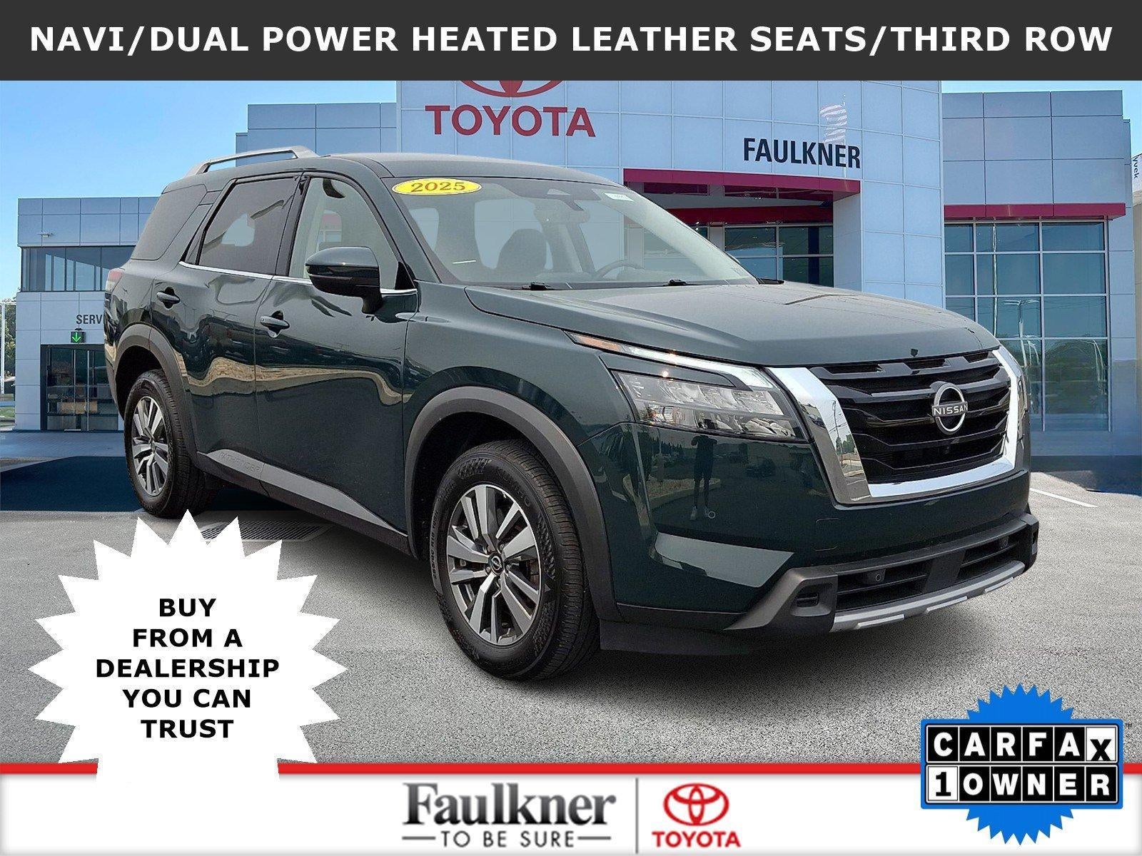 2025 Nissan Pathfinder SL 4WD